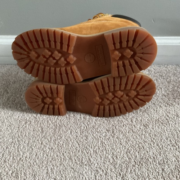 Timberland Tan Leather Boots - Picture 6 of 7